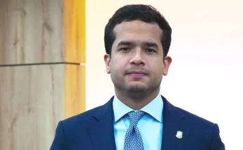 Ante conflicto en Irán, Omar Fernández reitera indexación salarial aliviaría economía familiar