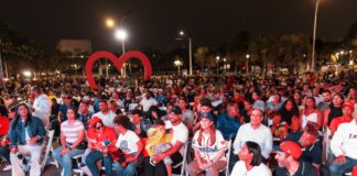 Carolina Mejía mientras dure el Clásico, la Plaza Santo Domingo se llamará “Estadio Malecón”