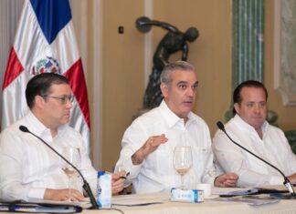 Presidente Luis Abinader anuncia que el Gobierno mantendrá sin variación precios de los combustibles para la presente semana