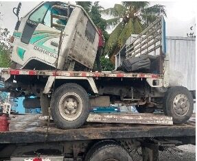 Policía recupera mediante labores de inteligencia y seguimiento en San Cristóbal camión robado en La Vega