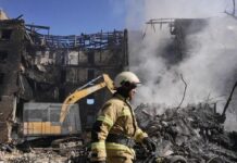 Al menos 13 muertos y 33 heridos tras nuevo ataque masivo ruso con misiles contra Kiev