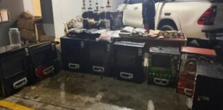 Policía Nacional apresa a dos hombres y una mujer durante operativo en busca de alias “Boca 30” en Capotillo